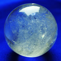 ヒマラヤ産の天然水晶玉